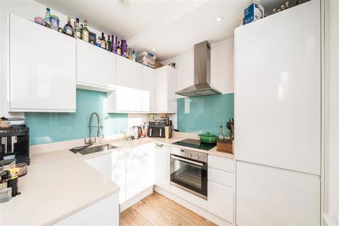 2 bedroom flat for sale, Rosebery Road, London SW2
