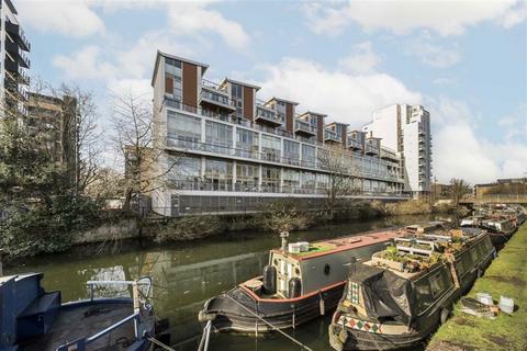 2 bedroom flat for sale, Palmers Road, London E2
