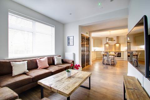 8 bedroom flat to rent, Peel Street, NOTTINGHAM, NG1