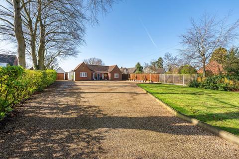 4 bedroom detached bungalow for sale, Happisburgh Road, North Walsham