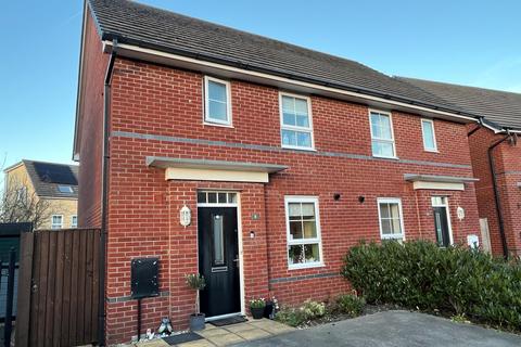 3 bed semi-detached house for rent in Africa Drive, Lancaster, LA1