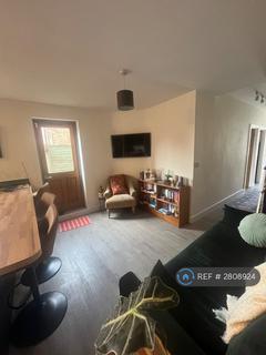 1 bedroom in a flat share to rent, Himley Road, London, SW17