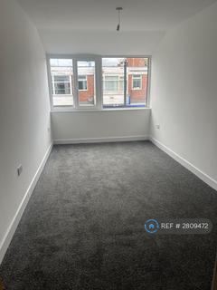 2 bedroom flat to rent, Front Street, Arnold, Nottingham, NG5