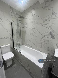 2 bedroom flat to rent, B, London, W12
