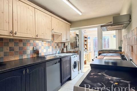 undefined, Kestrel Close, Hornchurch, RM12