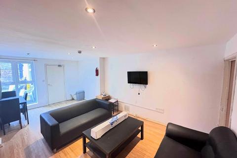 6 bedroom house to rent, Frederick Grove, Nottingham, NG7