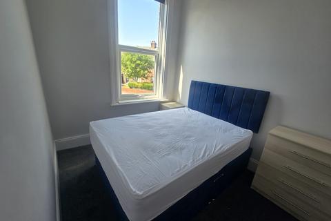1 bedroom house to rent, Thompson Road, Sunderland, SR5