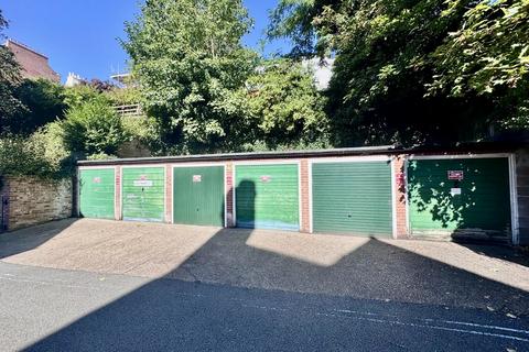 undefined, Newcastle Drive, Nottingham, NG7