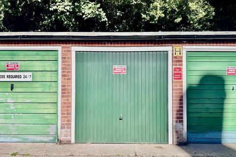 undefined, Newcastle Drive, Nottingham, NG7