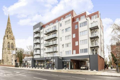 undefined, High Street, Feltham TW13