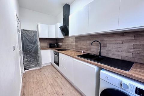 1 bedroom apartment to rent, Knowsley Street, Bolton, BL1
