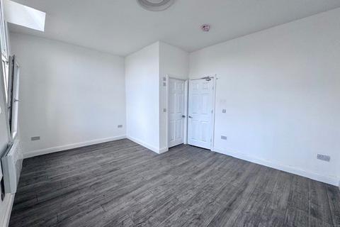 1 bedroom apartment to rent, Knowsley Street, Bolton, BL1