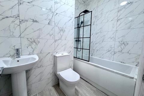 1 bedroom apartment to rent, Knowsley Street, Bolton, BL1