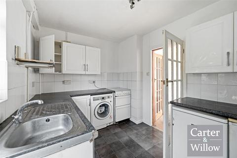 2 bedroom terraced house for sale, Grafton Road, Dagenham, Essex
