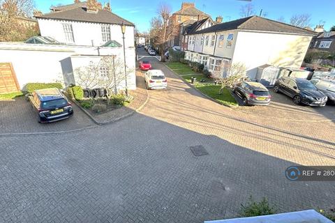 2 bedroom terraced house to rent, Spencer Walk, Putney, SW15