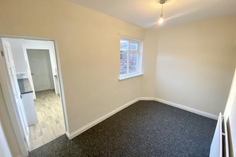 2 bedroom house to rent, Sedgwick Street, Darlington, DL3