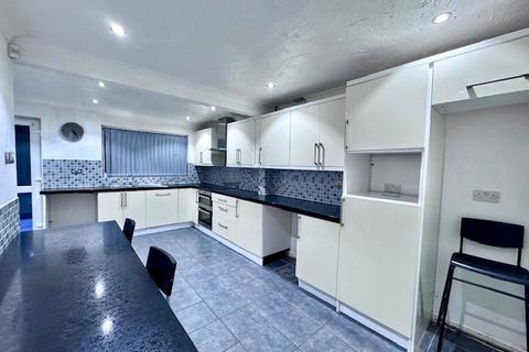 undefined, Parkfield Drive, Manchester, M29