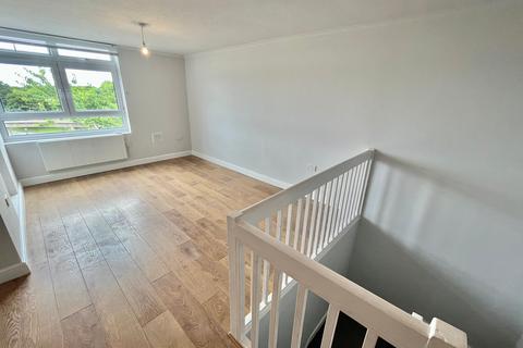 undefined, Collingwood Court, Washington, NE37