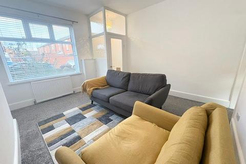 1 bedroom in a house share to rent, South View Street, BOLTON, BL2
