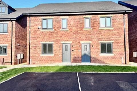 3 bedroom semi-detached house to rent, Abraham Fold, Manchester, M38