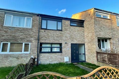 3 bedroom semi-detached house to rent, Norfolk Road, Huntingdon, PE29