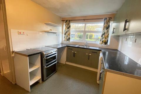 3 bedroom semi-detached house to rent, Norfolk Road, Huntingdon, PE29