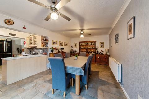 2 bedroom detached bungalow for sale, Seas End Road, Moulton Seas End, Spalding