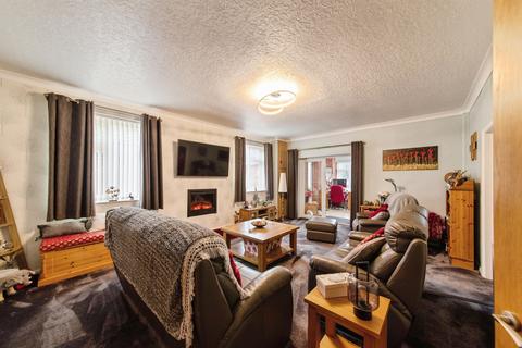 2 bedroom detached bungalow for sale, Seas End Road, Moulton Seas End, Spalding