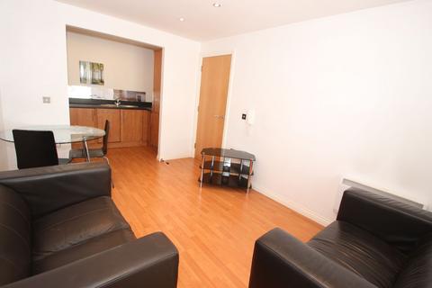 2 bedroom apartment to rent, Curzon Place, Gateshead, NE8