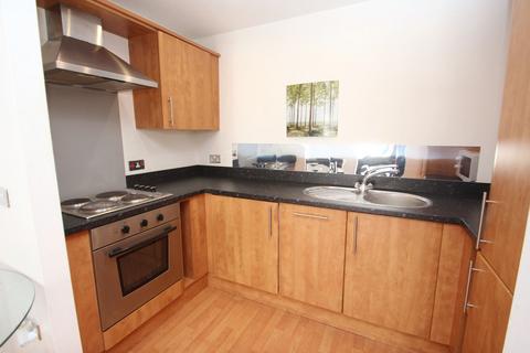2 bedroom apartment to rent, Curzon Place, Gateshead, NE8