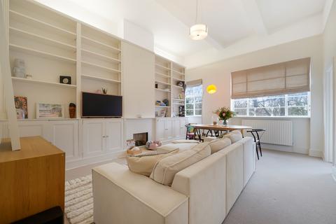 Clapham Common North Side, London