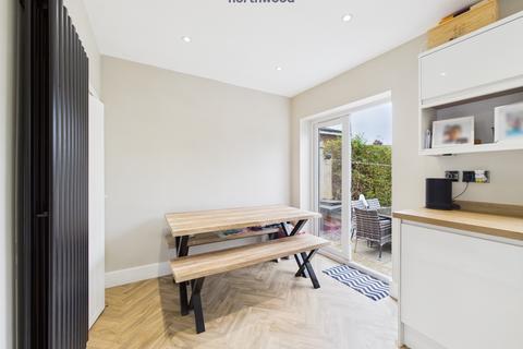 undefined, Ffordd Owain, Brymbo, Wrexham, LL11