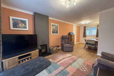 4 bedroom bungalow for sale, Mayfield Acres, Kilgetty, SA68