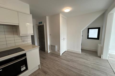 undefined, Washway Road, Sale, M33