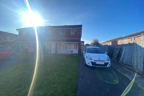 Peregrine Close, Nottingham, NG7