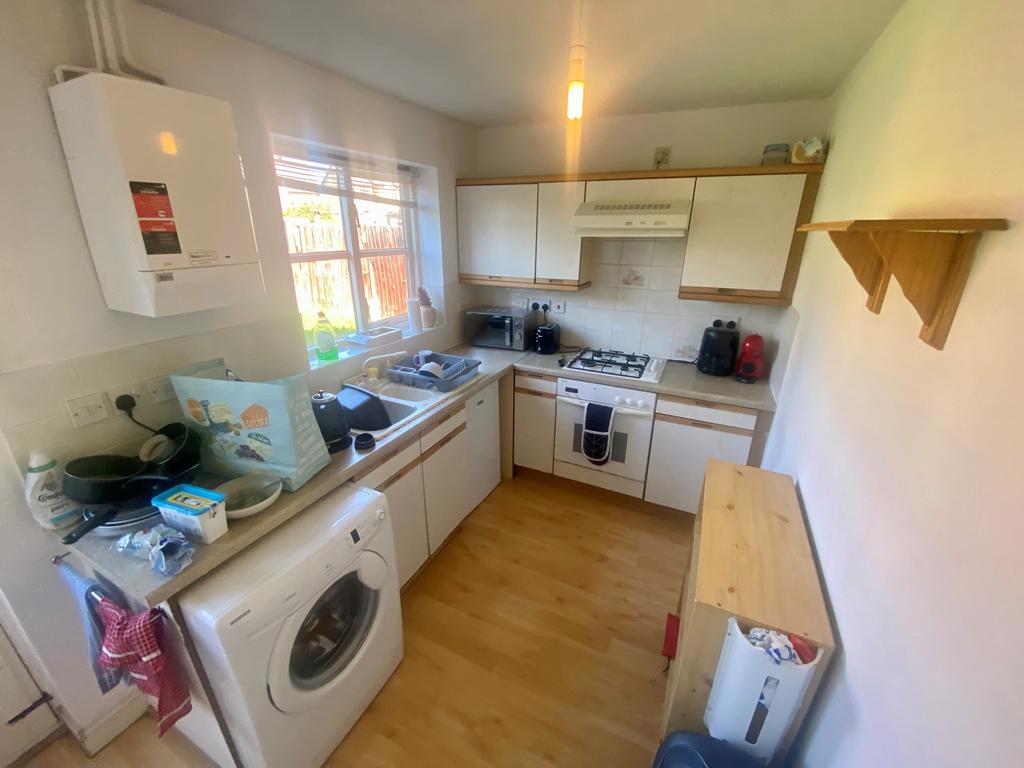 Hazelmere Grove, Nottingham, NG7 – pohled 2