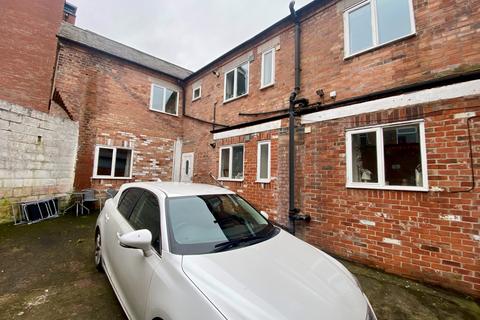 3 bedroom apartment to rent, Tennyson Street, Nottingham, NG7