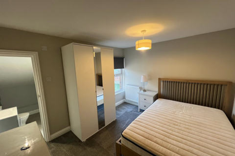 undefined, Alpha Road, Crawley, RH11