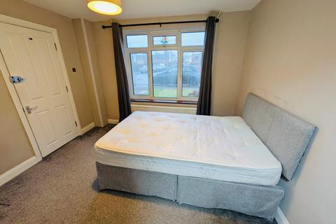 undefined, Chandler Close, Crawley, RH10