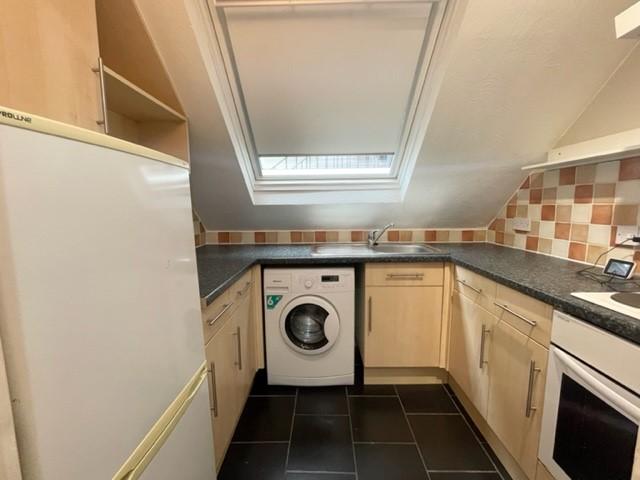 Apartment in Bournemouth - View 3