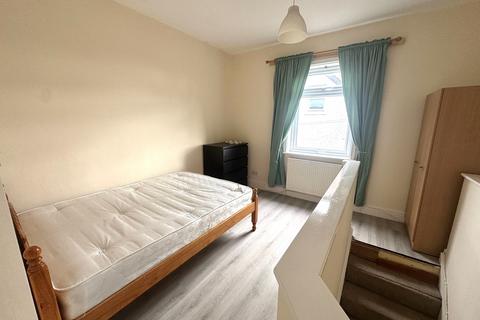 undefined, Woodborough Road, Nottingham, NG3