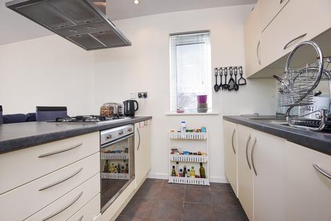 2 bedroom apartment to rent, Flamsteed Court, London, SE13