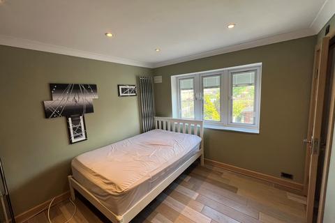 undefined, Five Acres, Crawley, RH10