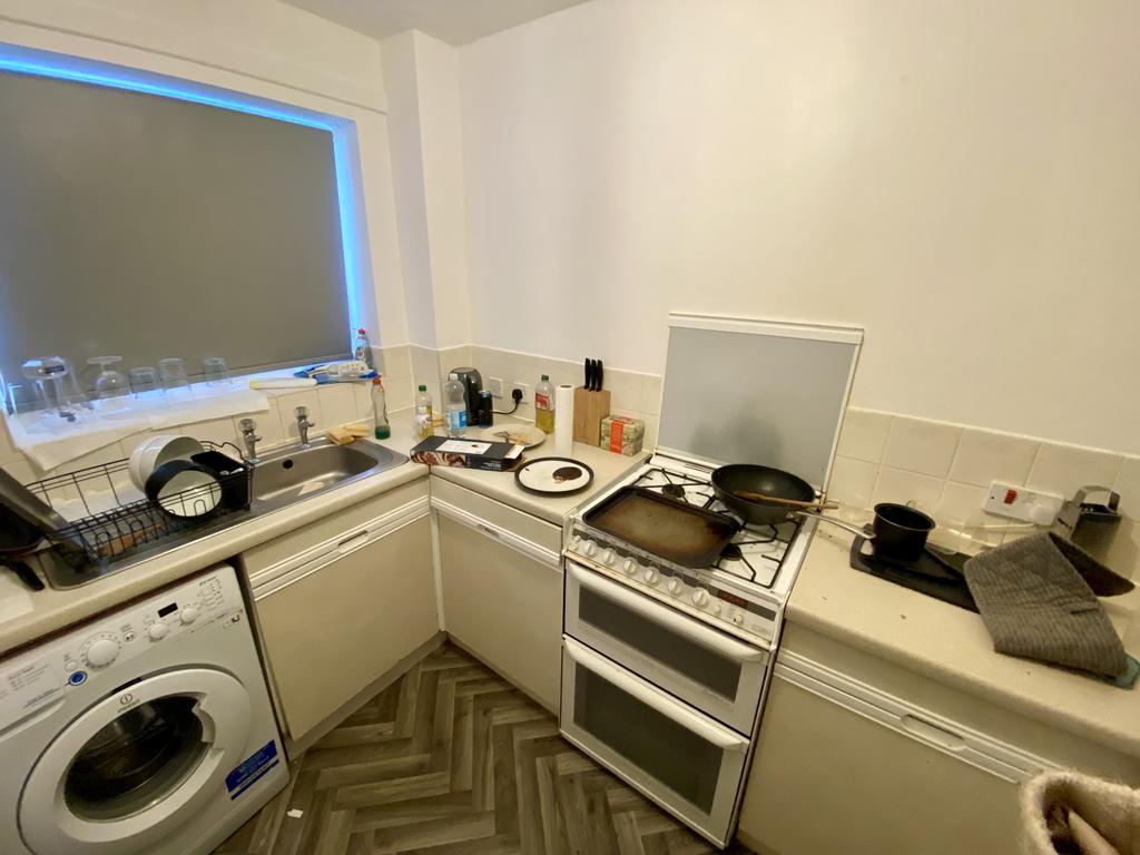 Falcon Close, Nottingham, NG7 – pohled 2