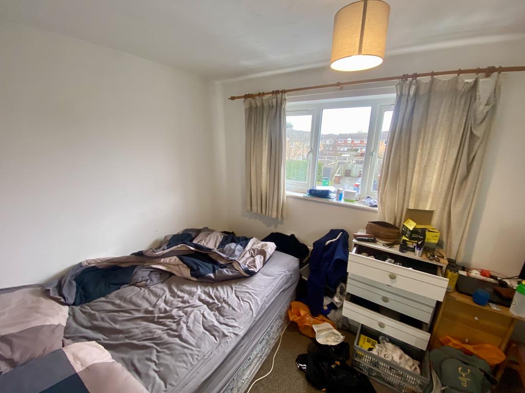Falcon Close, Nottingham, NG7 – další
