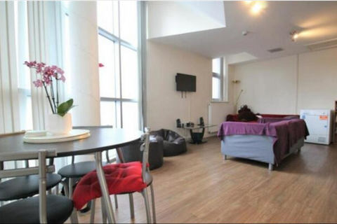 3 bedroom apartment to rent, Huntingdon Street, Nottingham, NG1