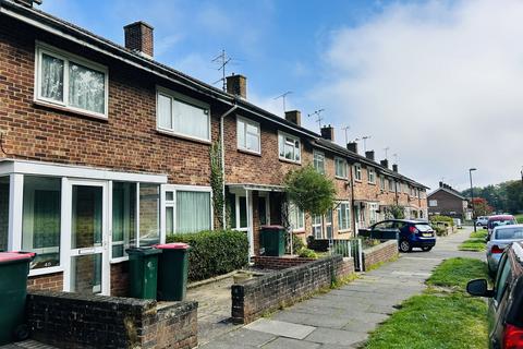 undefined, Salisbury Road, Crawley, RH10