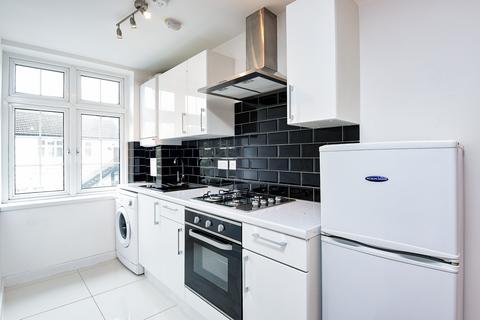 1 bedroom flat to rent, -218 Homesdale Road, Bromley, BR1