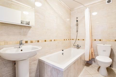 1 bedroom flat to rent, -218 Homesdale Road, Bromley, BR1
