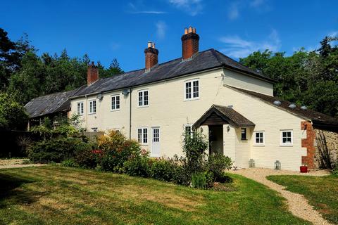 5 bedroom house to rent, Yarmouth, PO41